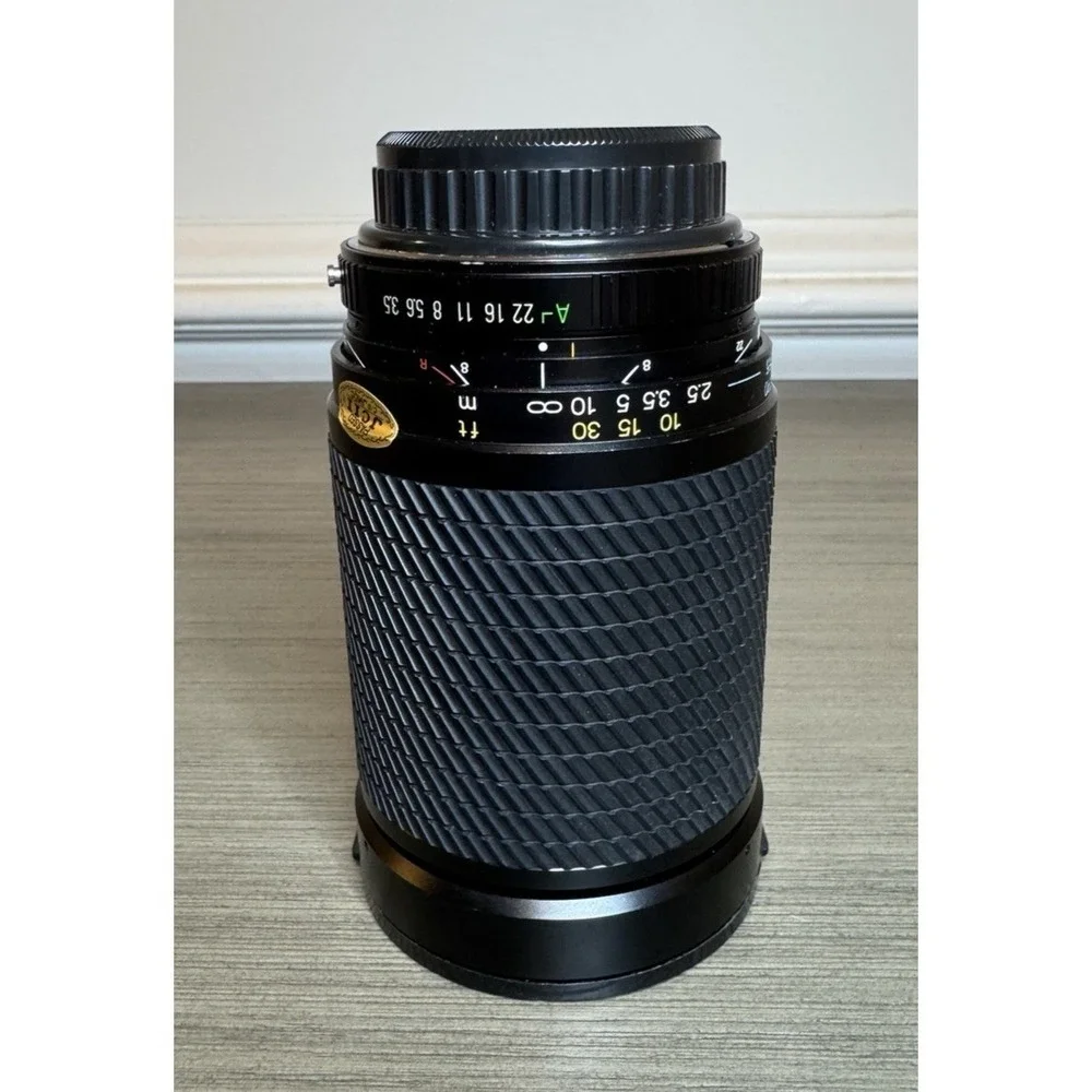 Vintage Tokina SZ-X 28-200mm Manual Focus Zoom Lens Black + 72mm UV Filter
